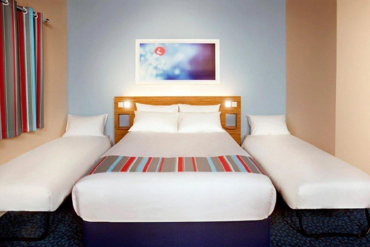 Travelodge Wadebridge Exteriör bild